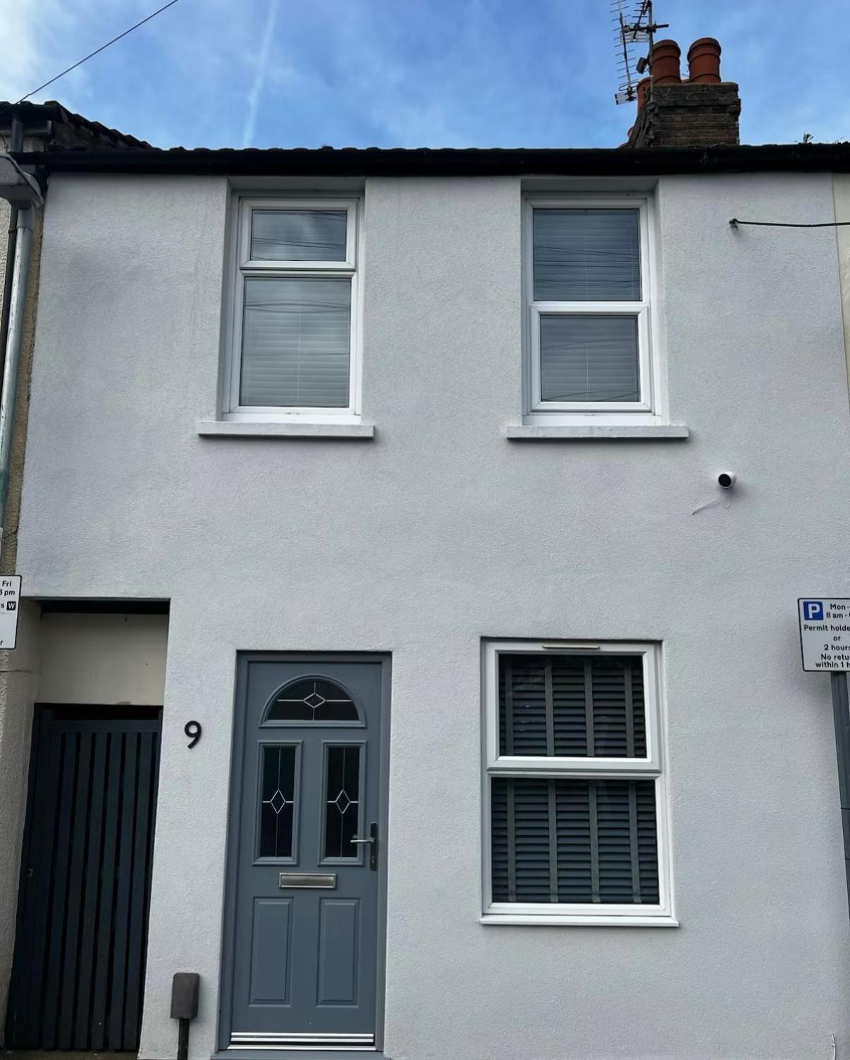 Modern 2 Bed House In Rainham, Kent - Central Location Rainham  Exterior photo